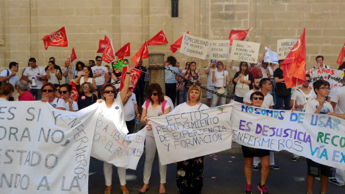 Manifestación frente a sede del SAS en Sevilla el 17 de junio de 2019